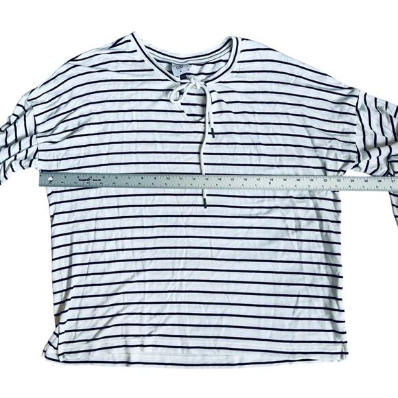 Cabi Women’s Sz M Navy White Stripe Tie Neck Top Knit Stretch Relax Game Day - Picture 7 of 13